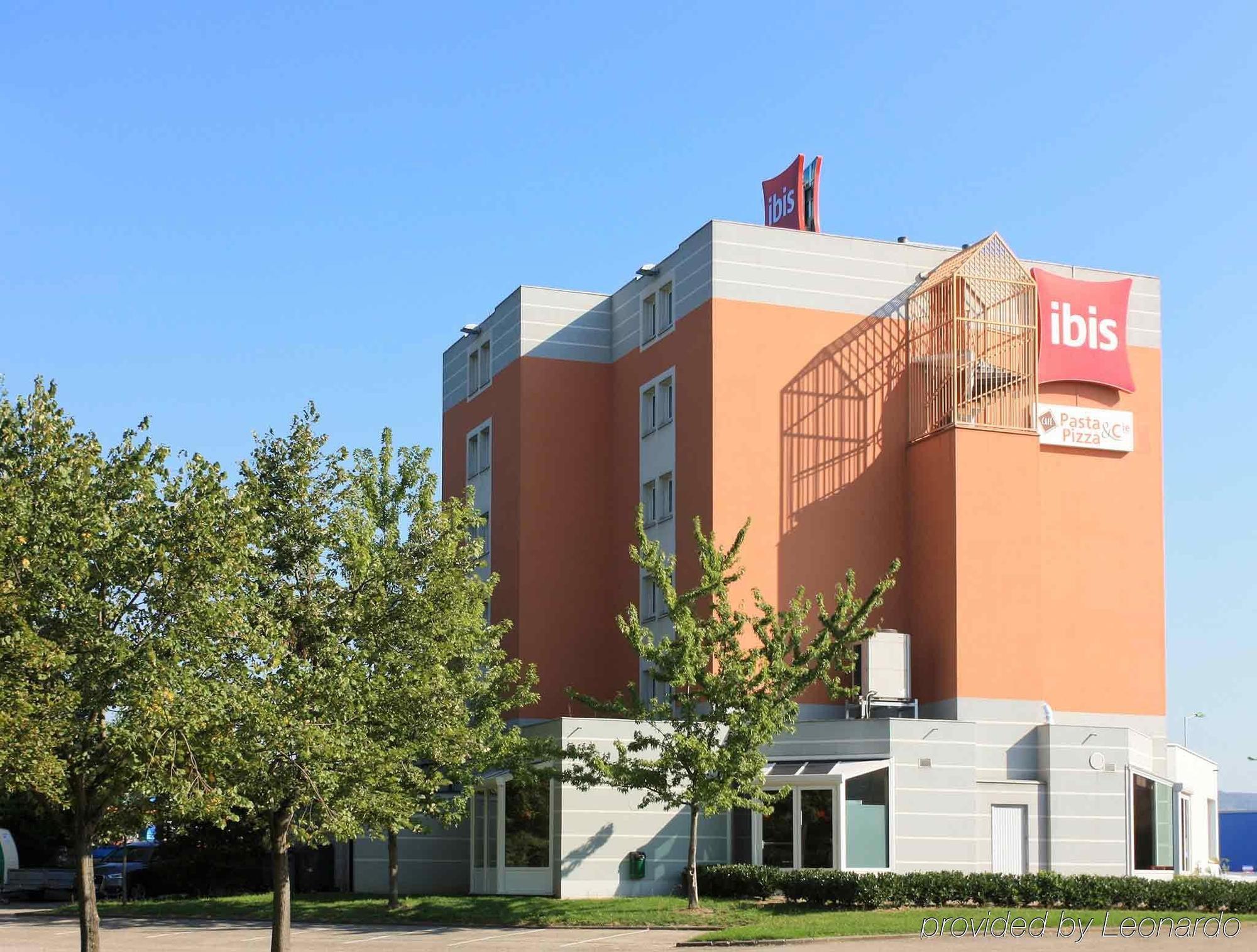 IBIS Lyon Sud Chasse Sur Rhône Hotel Exterior foto